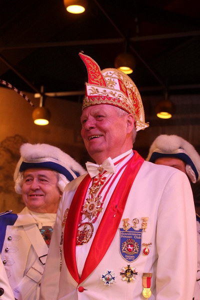 Blau-Weiss   112.jpg